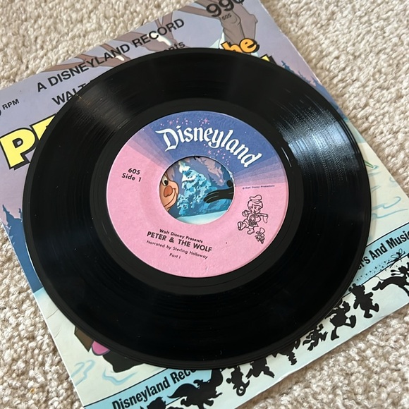 Walt Disney: The Jungle Boom, Peter and the Wolf, Farmer in the Dell Records - Picture 9 of 10
